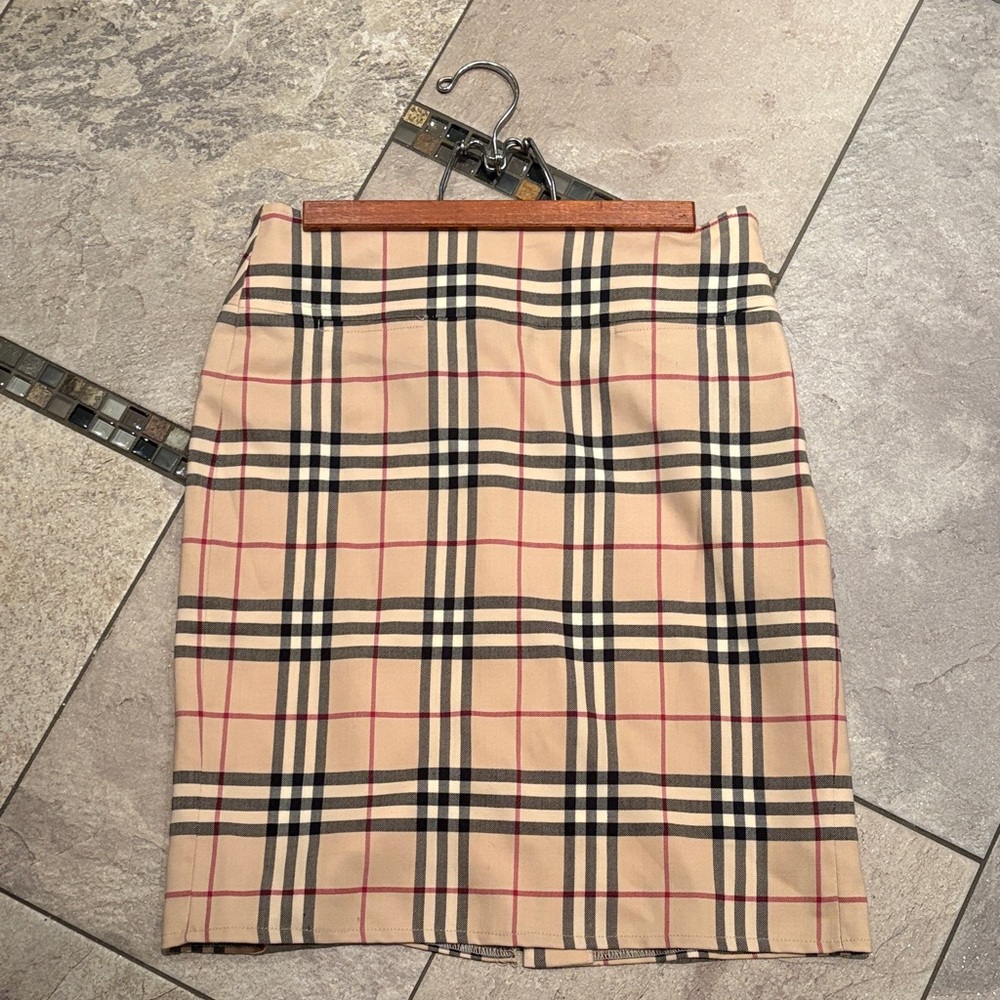 Burberry Beige Plaid Pencil Skirt